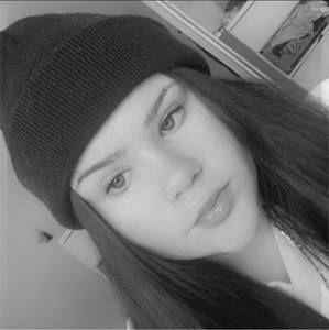 Meet your Posher, Esther